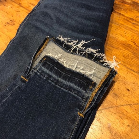 FRAME Le Skinny de Jeanne Stagger Hem jeans - Picture 6 of 6